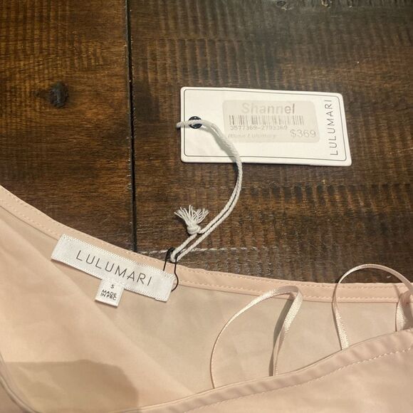 Ladies lulumari one shoulder blouse drape blush color size small - Picture 3 of 10